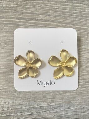Gold Flower Petal Stud Earrings